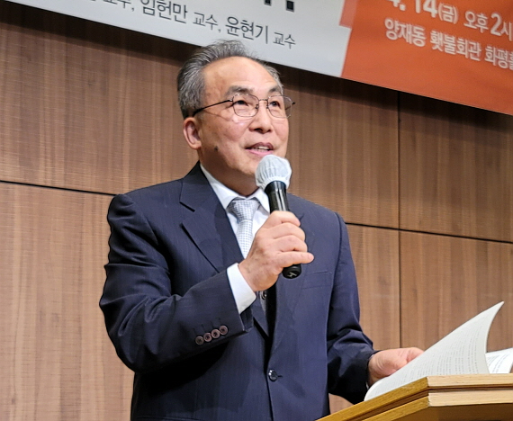 s교수.jpg