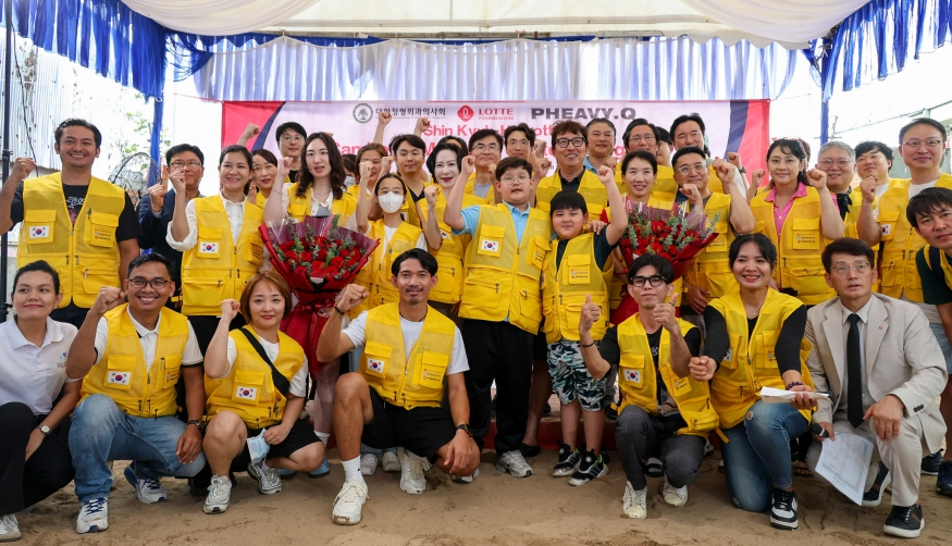 875 단체2.jpg