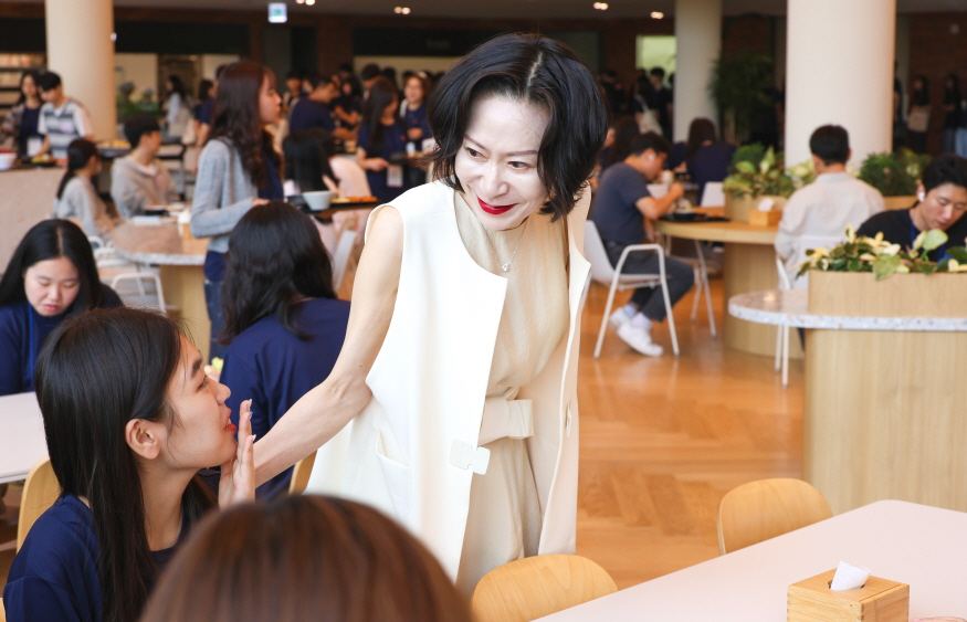 875 학생과 대화.jpg