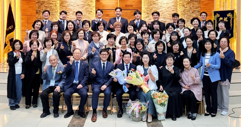 800 교인 단체.jpg